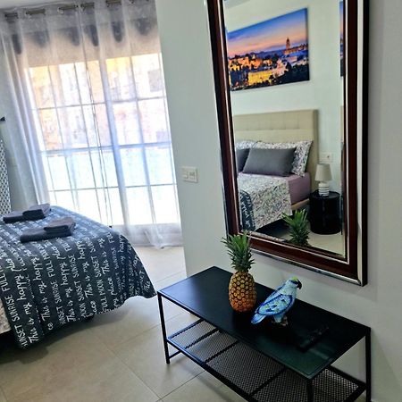 Apartamentos Zanca City Center Free Luggage Storage Málaga Eksteriør billede